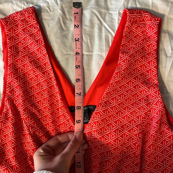 Banana Republic Sleeveless Red Patterned Mini Dress, Size 6 NWT - Picture 15 of 16